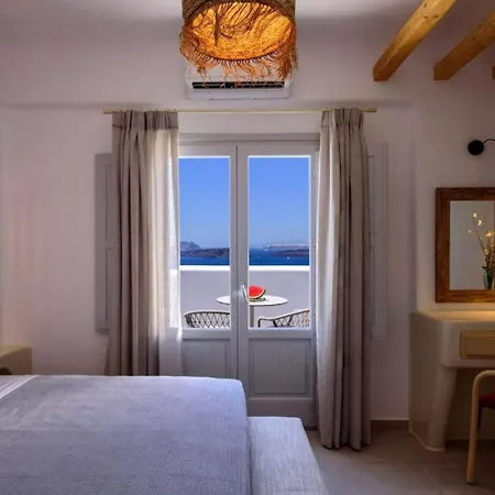 Вилла Splendid Santorini Vista 3 Bedrooms Private Pool & Bath