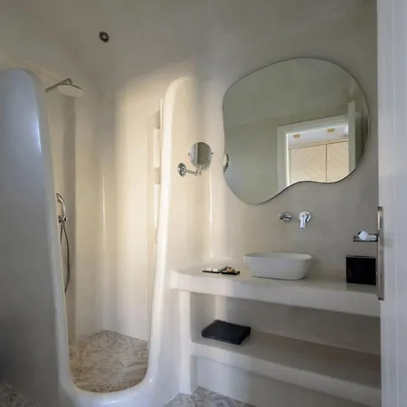 Splendid Santorini Vista 3 Bedrooms Private Pool & Bath Akrotírion