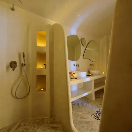 Villa Splendid Santorini Vista 3 Bedrooms Private Pool & Bath